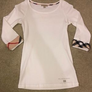 Women’s Burberry top